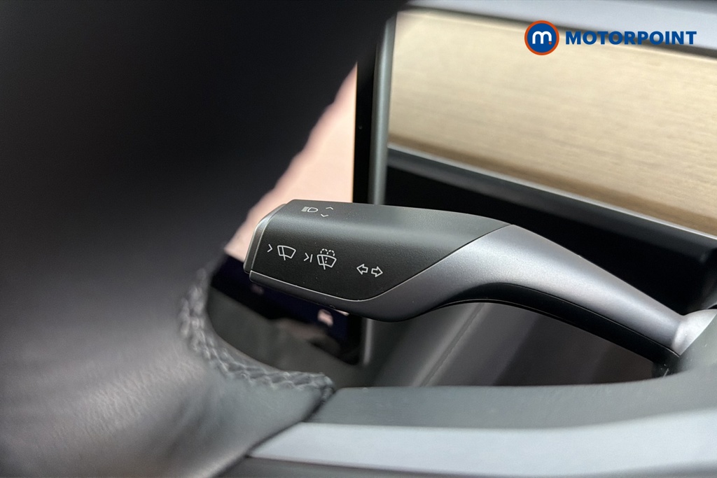 Tesla Model Y Long Range Automatic Electric SUV - Stock Number (1659725) - 5th supplementary image