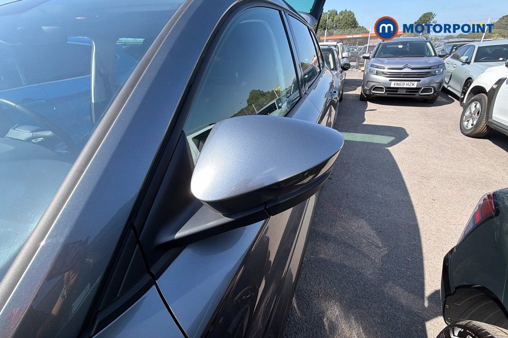 Skoda Karoq Se Drive Automatic Petrol SUV - Stock Number (1659816) - 43rd supplementary image