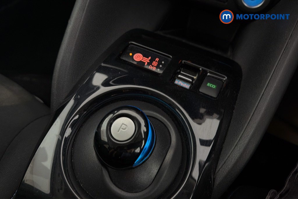 Nissan Leaf N-Connecta Automatic Electric Hatchback - Stock Number (1659831) - 13th supplementary image