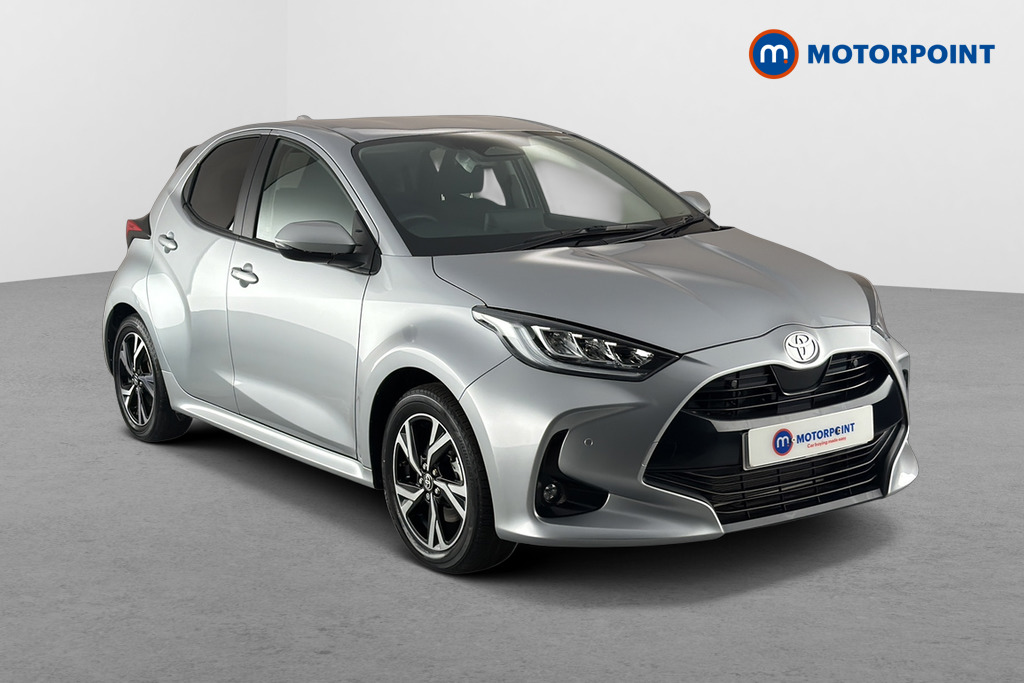 Toyota Yaris Design Automatic Petrol-Electric Hybrid Hatchback - Stock Number (1659870) - Drivers side front corner