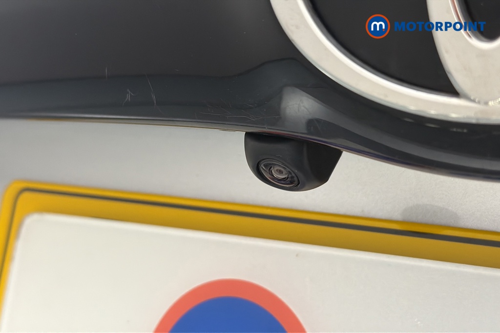 Toyota Yaris Design Automatic Petrol-Electric Hybrid Hatchback - Stock Number (1659870) - 37th supplementary image