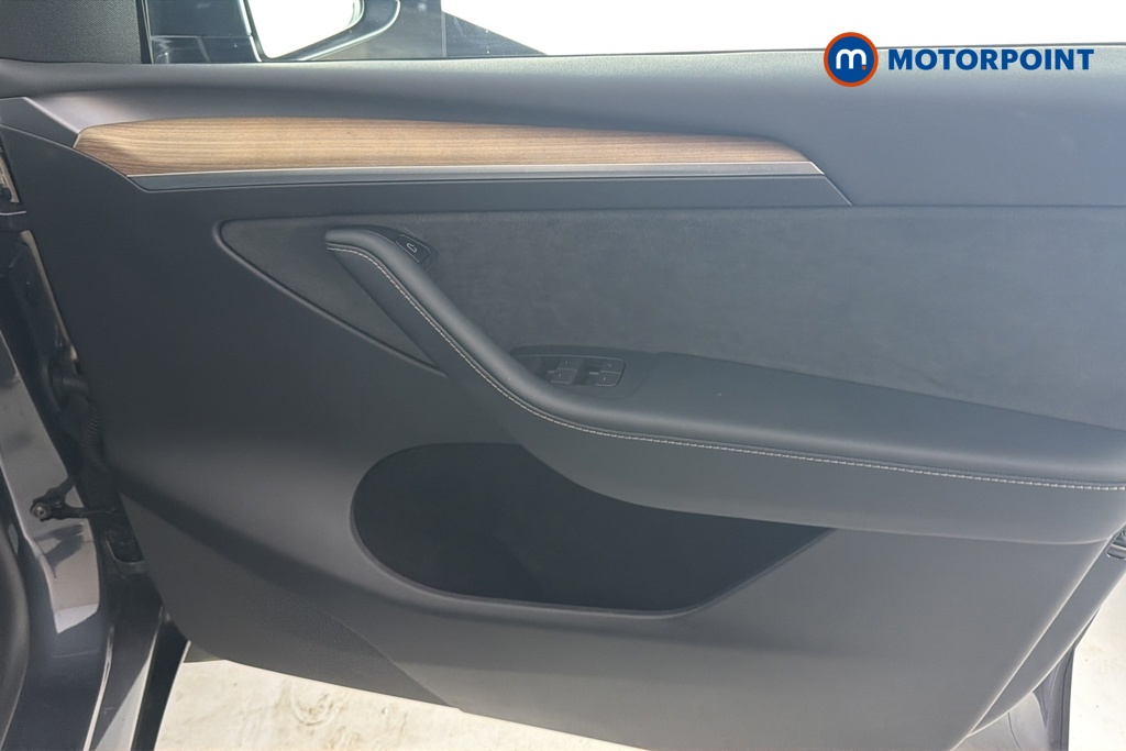 Tesla Model Y Long Range Automatic Electric SUV - Stock Number (1660072) - 18th supplementary image