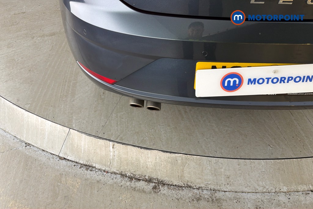 Seat Leon Xcellence Lux Automatic Petrol Hatchback - Stock Number (1660085) - 39th supplementary image