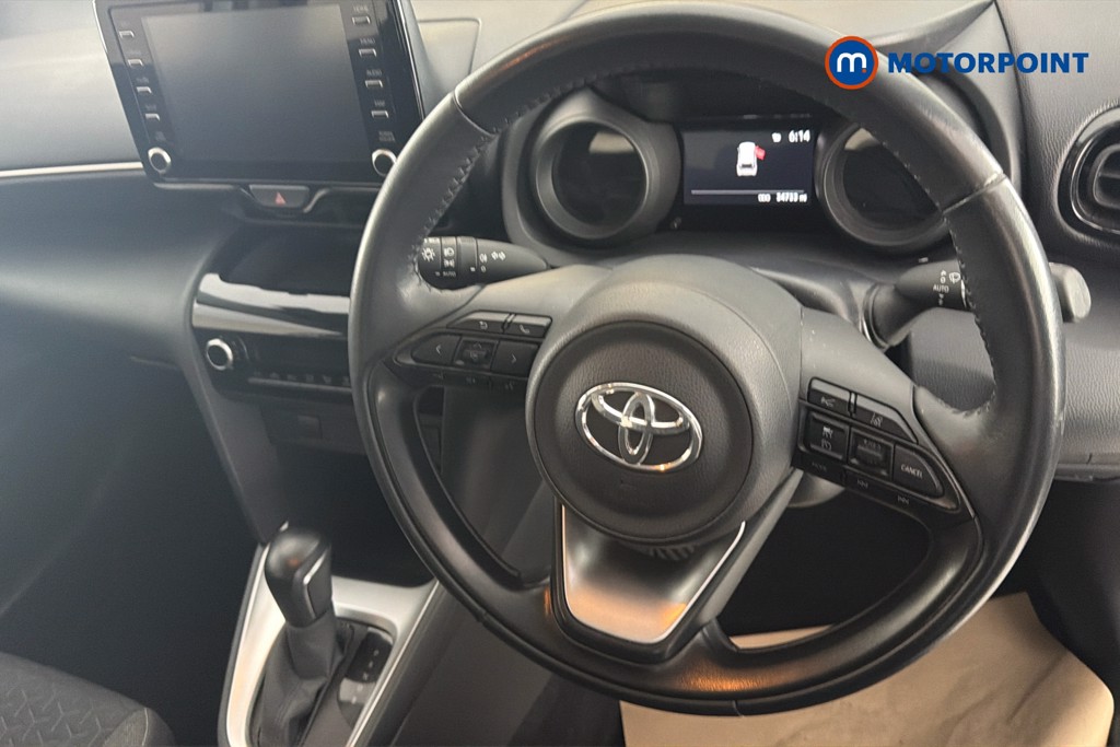 Toyota Yaris Cross Icon Automatic Petrol-Electric Hybrid Estate - Stock Number (1660154) - 2nd supplementary image