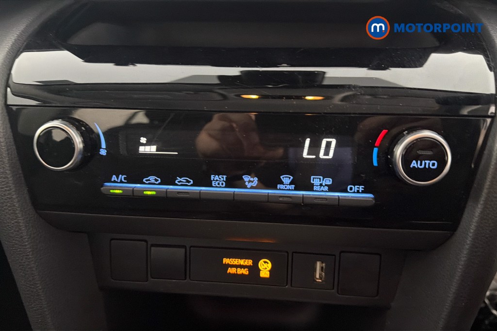 Toyota Yaris Cross Icon Automatic Petrol-Electric Hybrid Estate - Stock Number (1660154) - 10th supplementary image