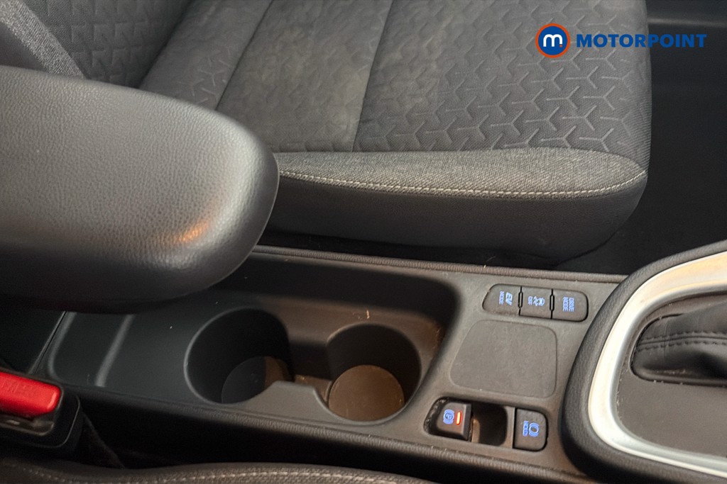 Toyota Yaris Cross Icon Automatic Petrol-Electric Hybrid Estate - Stock Number (1660154) - 12th supplementary image