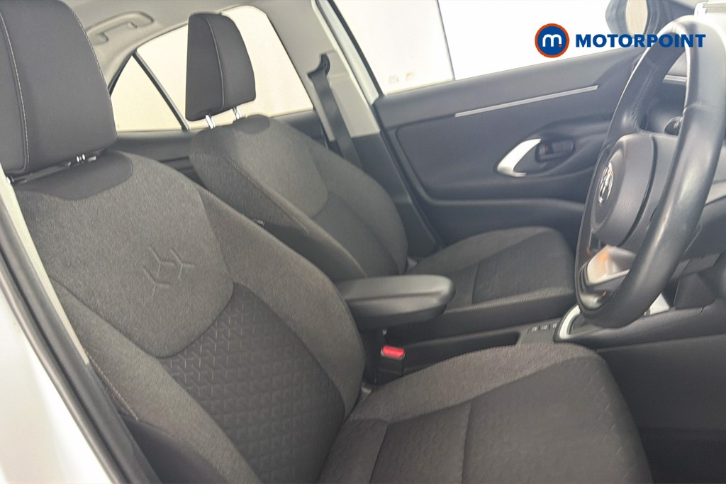 Toyota Yaris Cross Icon Automatic Petrol-Electric Hybrid Estate - Stock Number (1660154) - 42nd supplementary image