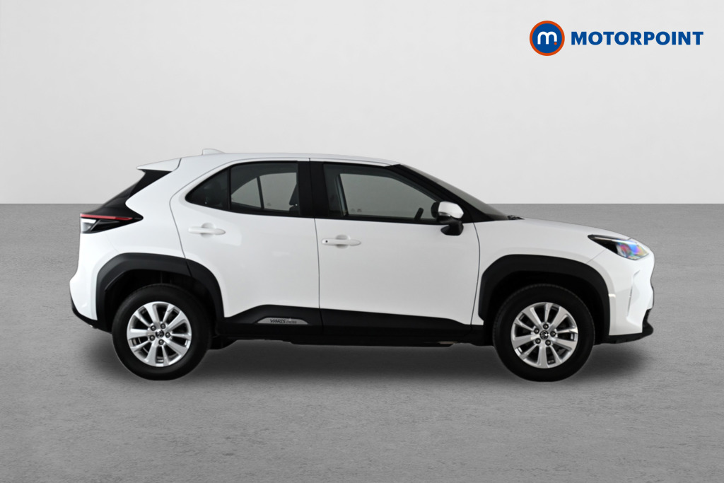 Toyota Yaris Cross Icon Automatic Petrol-Electric Hybrid Estate - Stock Number (1660154) - Drivers side