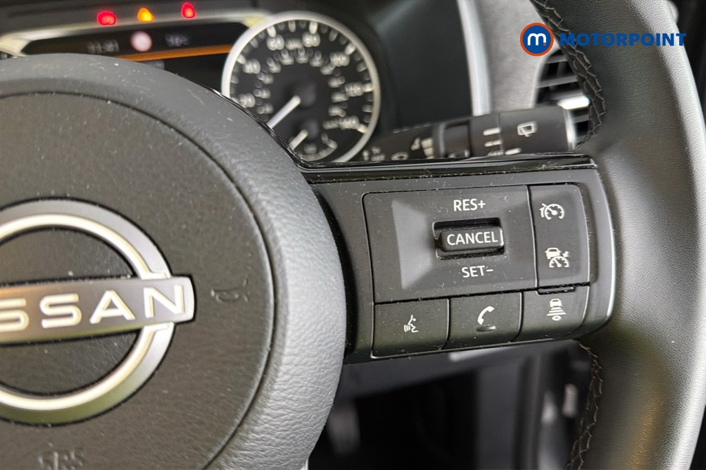 Nissan Qashqai Acenta Premium Manual Petrol SUV - Stock Number (1660455) - 4th supplementary image
