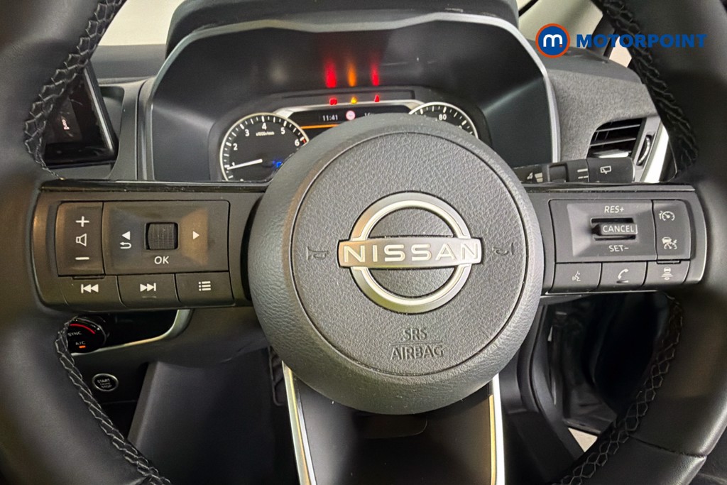 Nissan Qashqai Acenta Premium Manual Petrol SUV - Stock Number (1660455) - 5th supplementary image