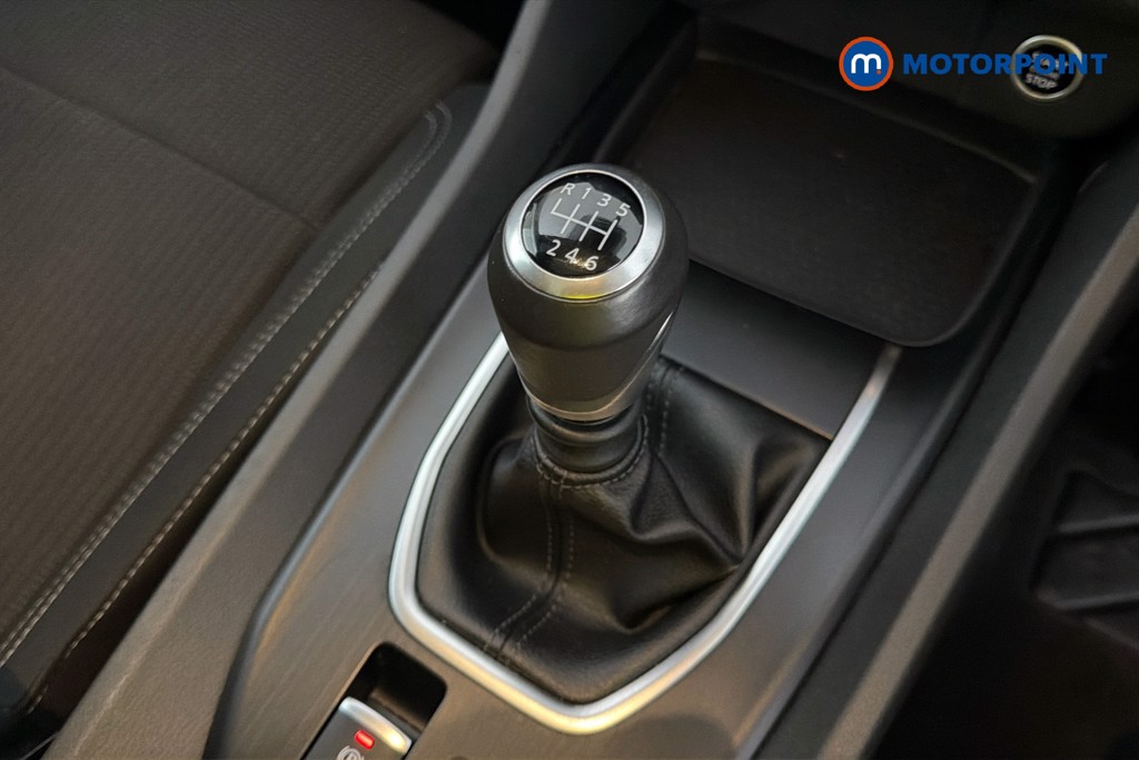 Nissan Qashqai Acenta Premium Manual Petrol SUV - Stock Number (1660455) - 15th supplementary image
