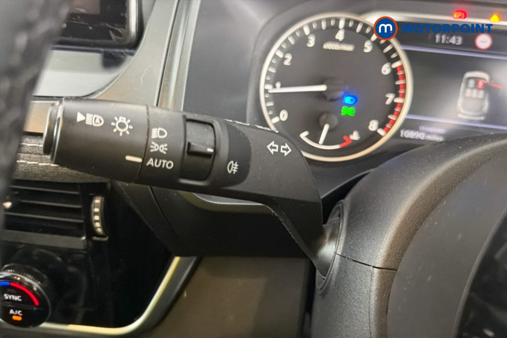 Nissan Qashqai Acenta Premium Manual Petrol SUV - Stock Number (1660455) - 18th supplementary image