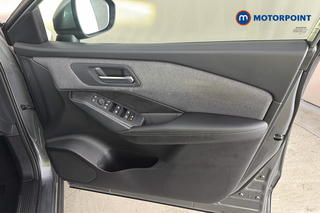 Nissan Qashqai Acenta Premium Manual Petrol SUV - Stock Number (1660455) - 19th supplementary image