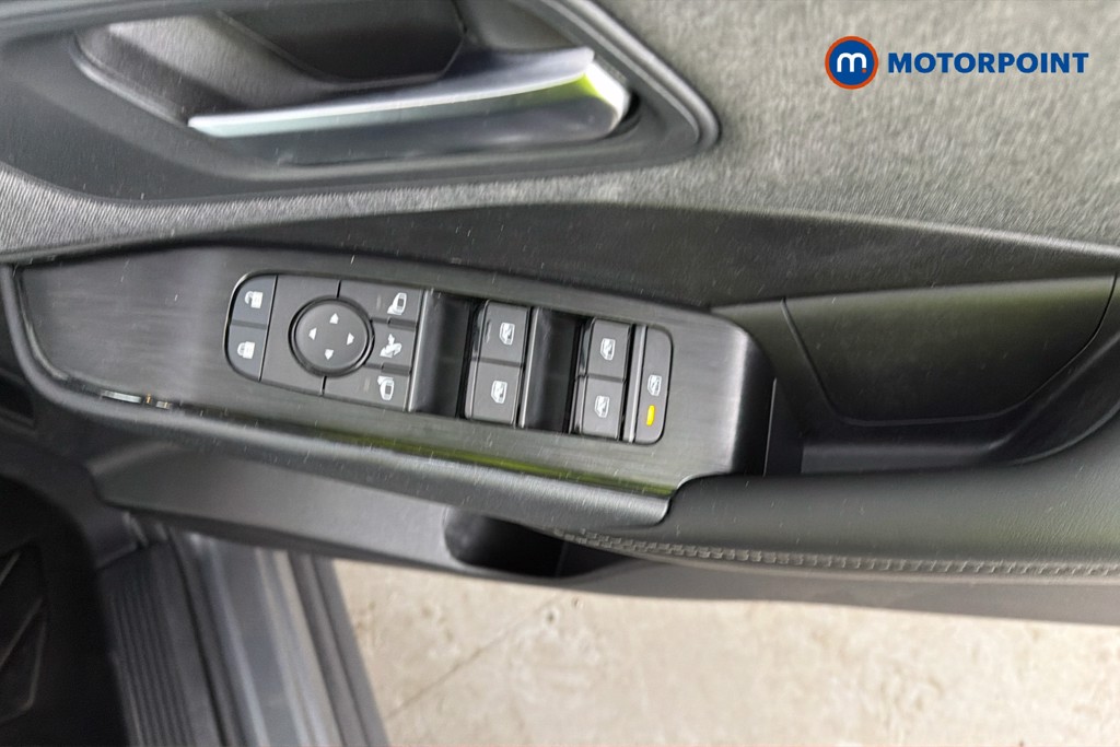 Nissan Qashqai Acenta Premium Manual Petrol SUV - Stock Number (1660455) - 20th supplementary image