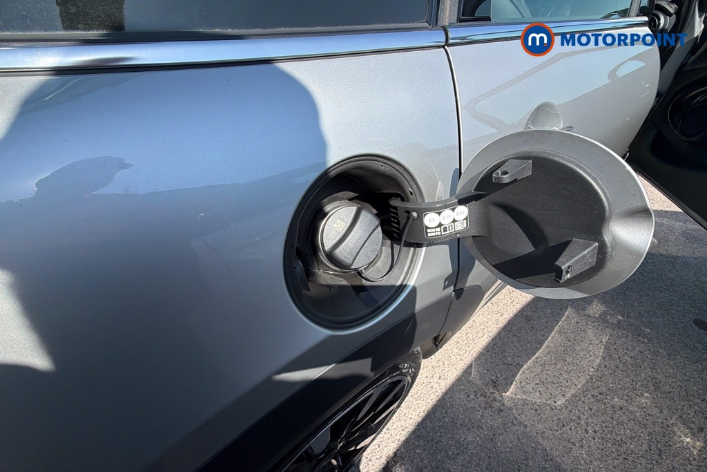 Mini Hatchback Cooper Exclusive Automatic Petrol Hatchback - Stock Number (1660492) - 41st supplementary image