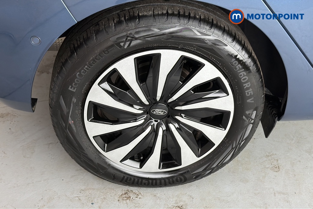 Ford Fiesta Titanium Manual Petrol Hatchback - Stock Number (1660608) - 46th supplementary image