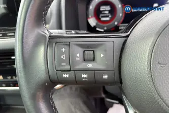 Nissan Qashqai N-Connecta Manual Petrol SUV - Stock Number (1660737) - 4th supplementary image