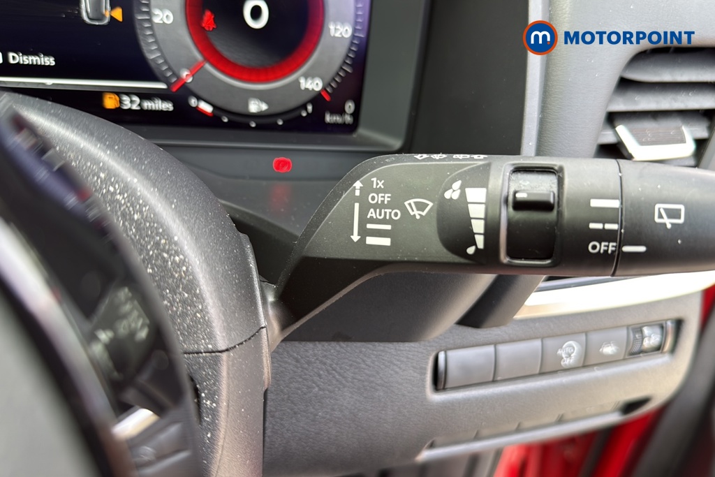 Nissan Qashqai N-Connecta Manual Petrol SUV - Stock Number (1660737) - 6th supplementary image