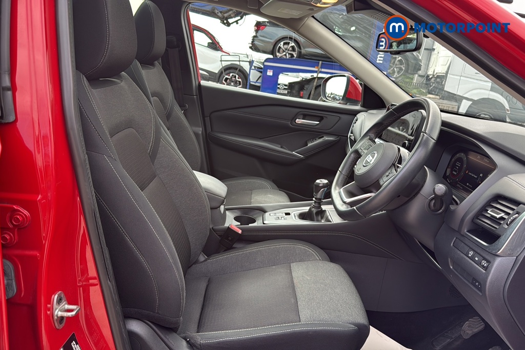 Nissan Qashqai N-Connecta Manual Petrol SUV - Stock Number (1660737) - 22nd supplementary image
