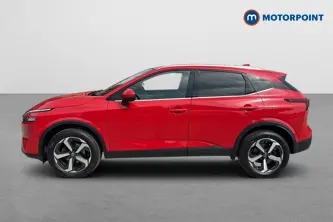 Nissan Qashqai N-Connecta Manual Petrol SUV - Stock Number (1660737) - Drivers side