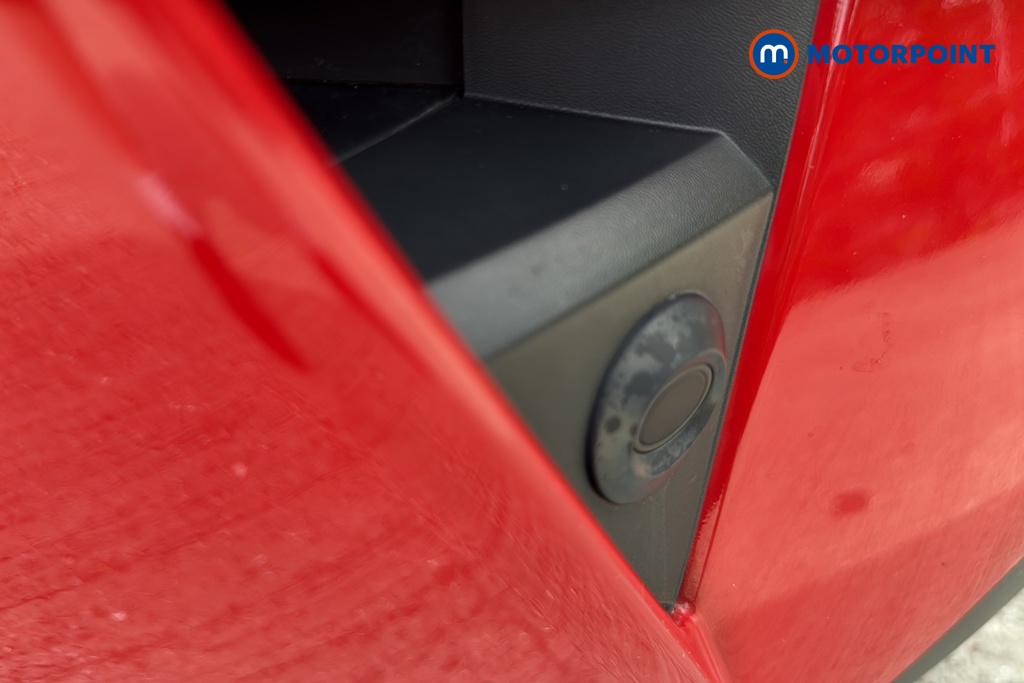 Nissan Qashqai N-Connecta Manual Petrol SUV - Stock Number (1660737) - 38th supplementary image