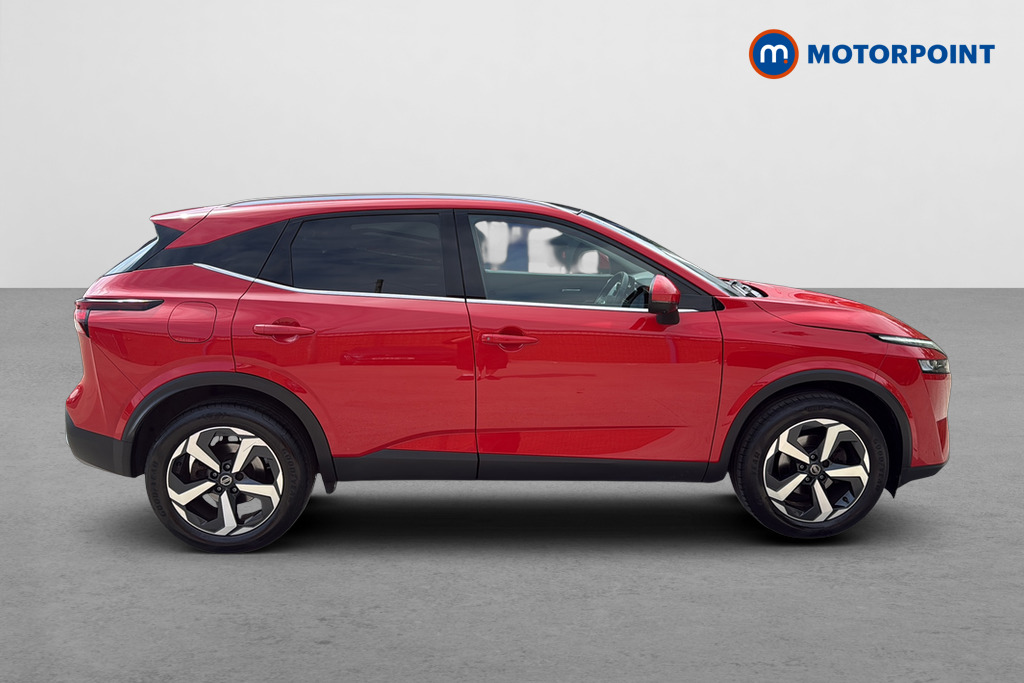 Nissan Qashqai N-Connecta Manual Petrol SUV - Stock Number (1660737) - Passenger side