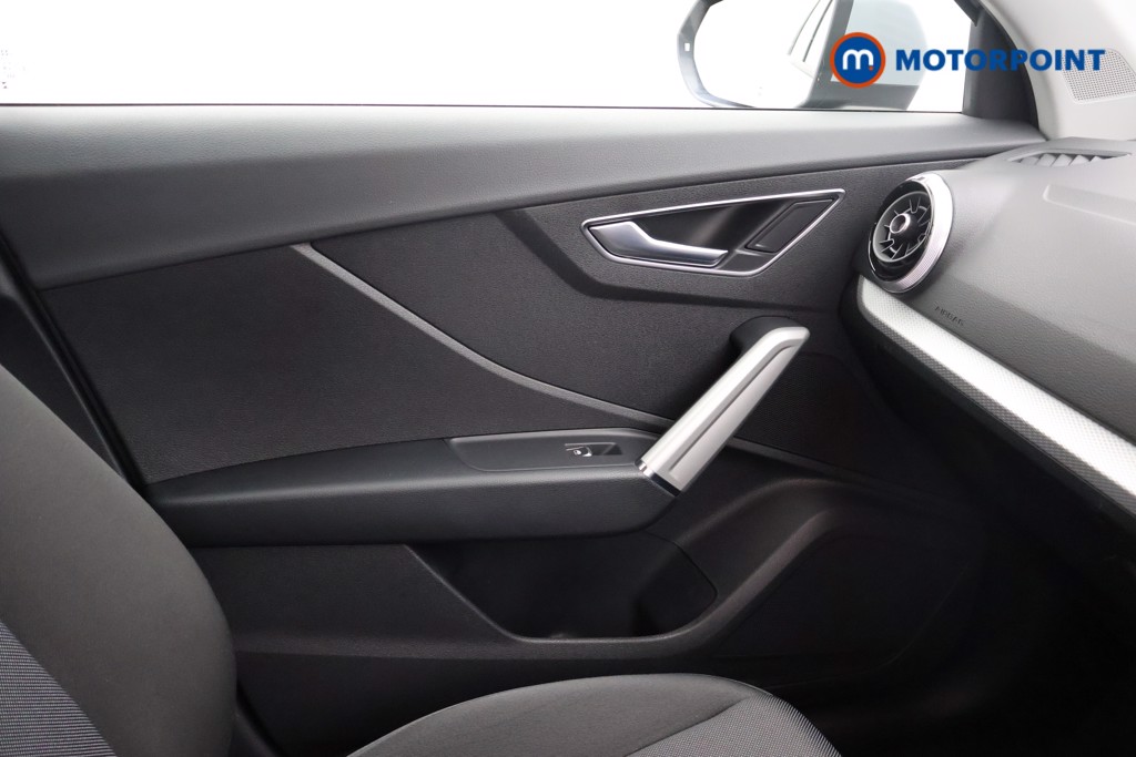 Audi Q2 Technik Manual Petrol SUV - Stock Number (1660876) - 11th supplementary image