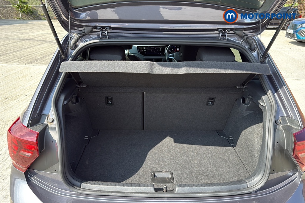Volkswagen Polo R-Line Automatic Petrol Hatchback - Stock Number (1661278) - 30th supplementary image
