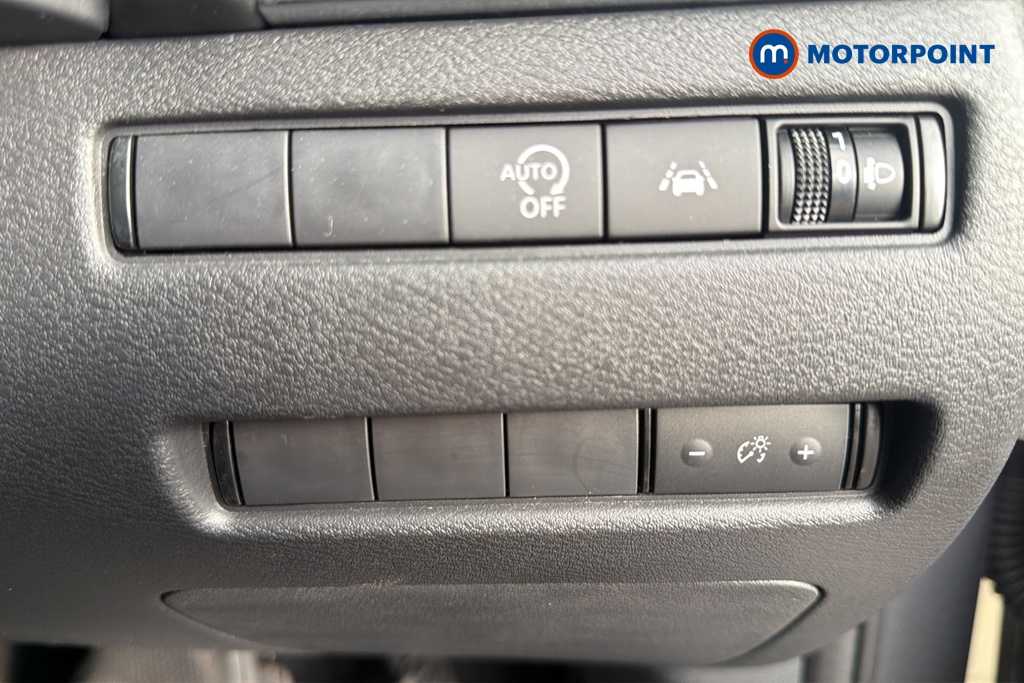 Nissan Qashqai Acenta Premium Automatic Petrol SUV - Stock Number (1661283) - 11th supplementary image