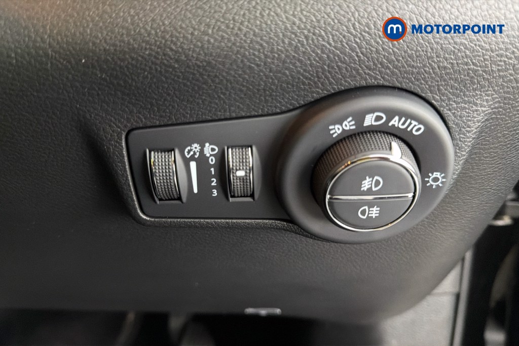 Jeep Compass Limited Automatic Petrol SUV - Stock Number (1661379) - 18th supplementary image