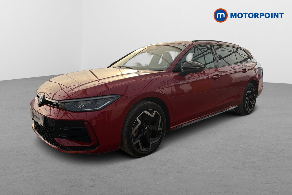 Volkswagen Passat R-Line Automatic Petrol Plug-In Hybrid Estate - Stock Number (1661559) - Passenger side front corner
