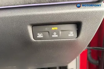 Volkswagen Passat R-Line Automatic Petrol Plug-In Hybrid Estate - Stock Number (1661559) - 11th supplementary image