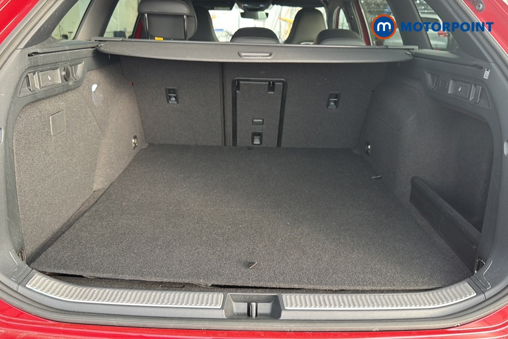 Volkswagen Passat R-Line Automatic Petrol Plug-In Hybrid Estate - Stock Number (1661559) - 30th supplementary image