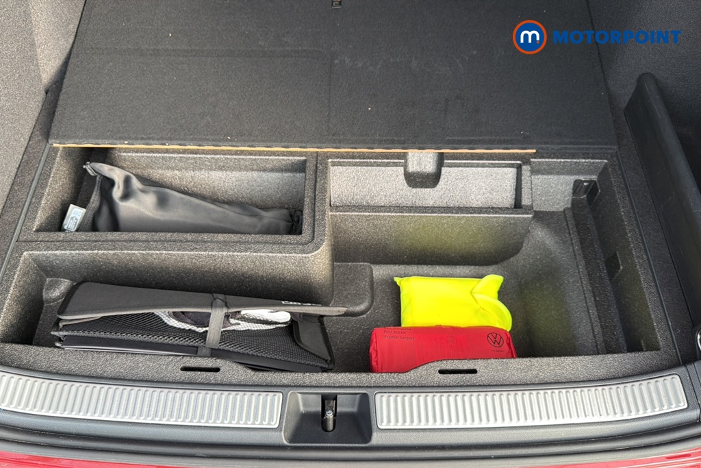 Volkswagen Passat R-Line Automatic Petrol Plug-In Hybrid Estate - Stock Number (1661559) - 33rd supplementary image
