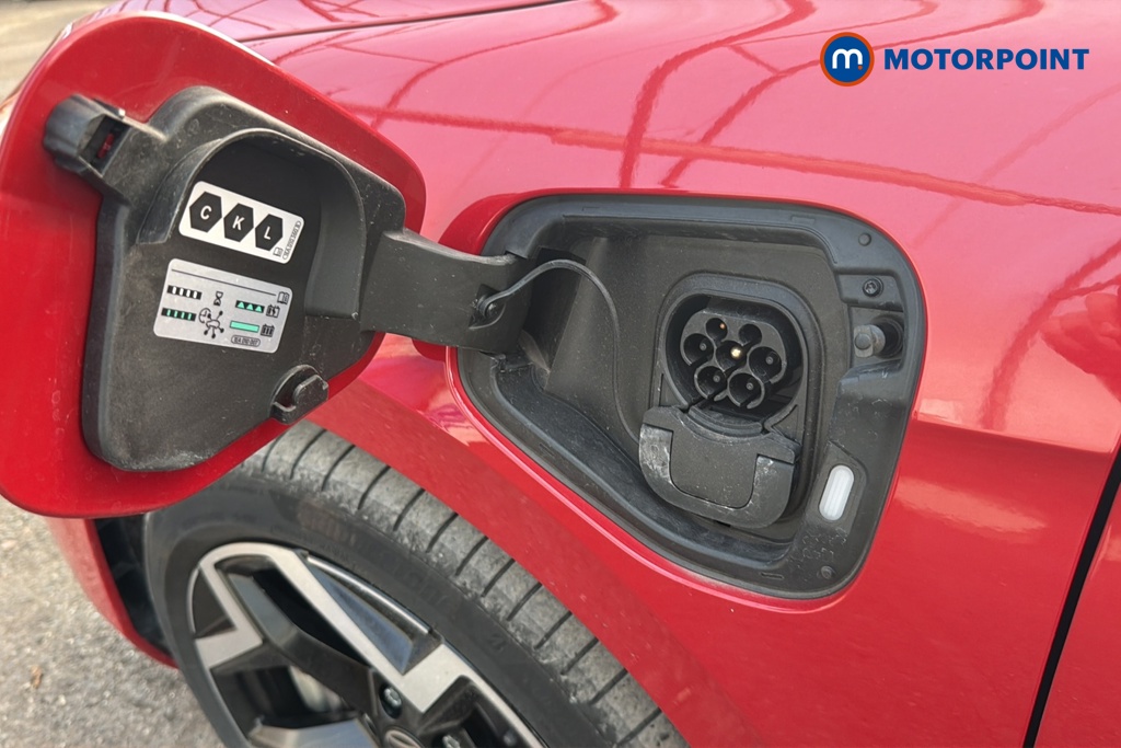 Volkswagen Passat R-Line Automatic Petrol Plug-In Hybrid Estate - Stock Number (1661559) - 40th supplementary image