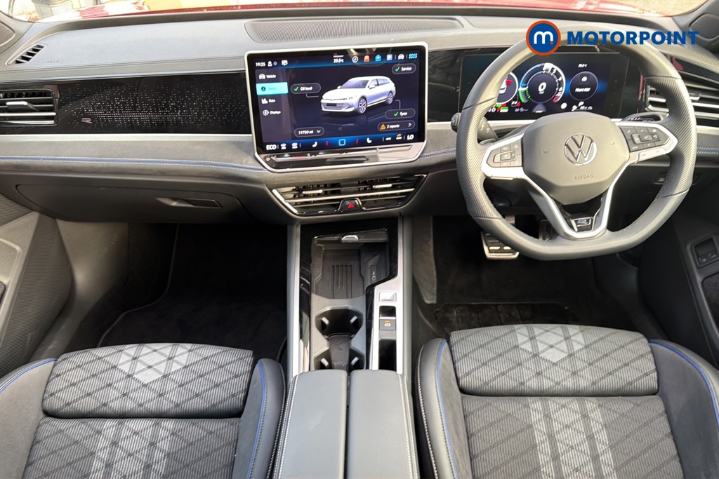 Volkswagen Passat R-Line Automatic Petrol Plug-In Hybrid Estate - Stock Number (1661559) - 1st supplementary image