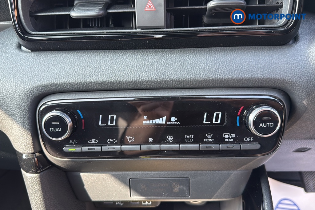 Toyota Yaris Excel Automatic Petrol-Electric Hybrid Hatchback - Stock Number (1661699) - 12th supplementary image