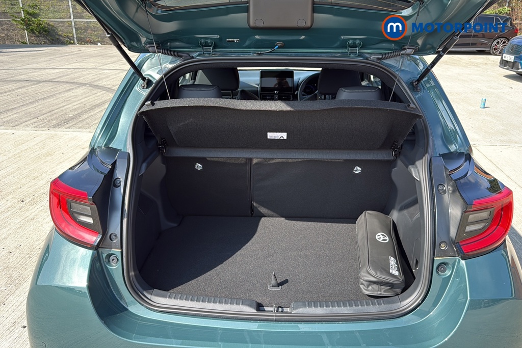 Toyota Yaris Excel Automatic Petrol-Electric Hybrid Hatchback - Stock Number (1661699) - 30th supplementary image