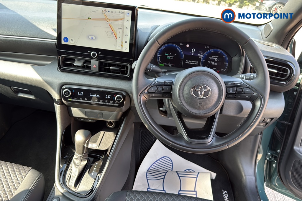 Toyota Yaris Excel Automatic Petrol-Electric Hybrid Hatchback - Stock Number (1661699) - 1st supplementary image