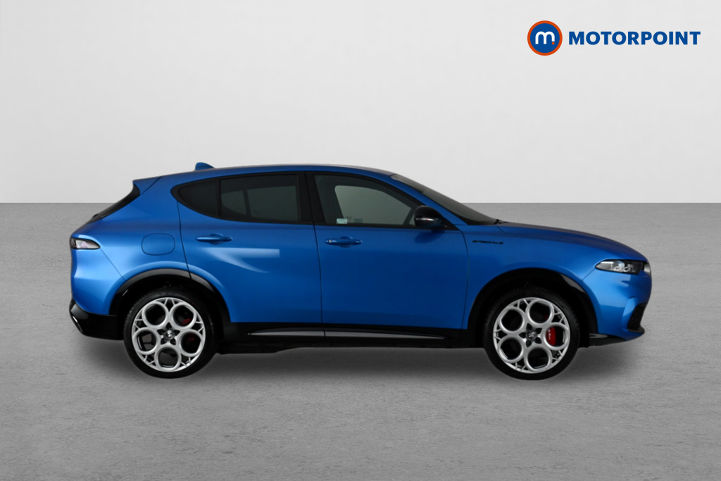 Alfa Romeo Tonale Speciale Automatic Petrol Plug-In Hybrid SUV - Stock Number (1623499) - Drivers side