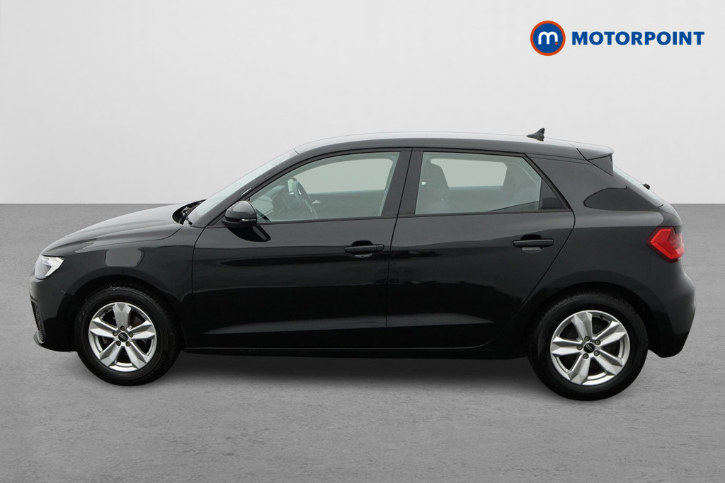 Audi A1 Technik Manual Petrol Hatchback - Stock Number (1624034) - Passenger side