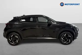 Nissan Juke N-Connecta Automatic Petrol SUV - Stock Number (1626699) - Drivers side