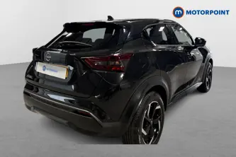 Nissan Juke N-Connecta Automatic Petrol SUV - Stock Number (1626699) - Drivers side rear corner