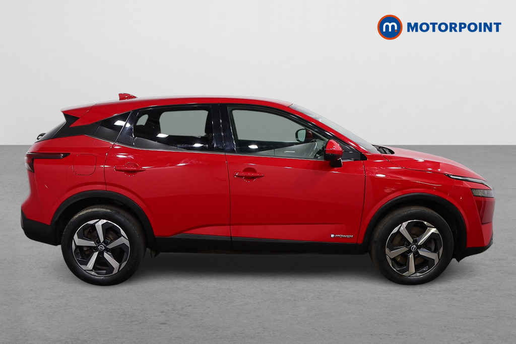 Nissan Qashqai N-Connecta Automatic Petrol-Electric Hybrid SUV - Stock Number (1630438) - Drivers side