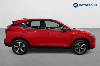 Nissan Qashqai N-Connecta Automatic Petrol-Electric Hybrid SUV - Stock Number (1630438) - Drivers side