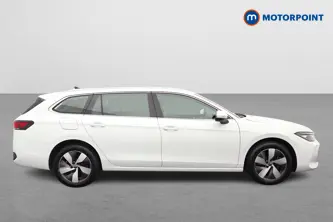 Volkswagen Passat Life Automatic Petrol Plug-In Hybrid Estate - Stock Number (1632943) - Drivers side