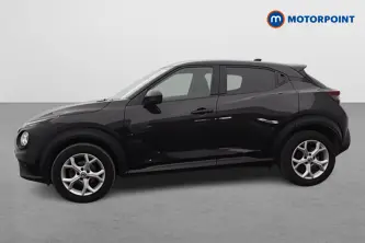 Nissan Juke N-Connecta Manual Petrol SUV - Stock Number (1635157) - Passenger side
