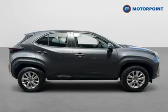 Toyota Yaris Cross Icon Automatic Petrol-Electric Hybrid Estate - Stock Number (1635360) - Passenger side