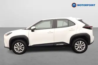 Toyota Yaris Cross Icon Automatic Petrol-Electric Hybrid Estate - Stock Number (1639400) - Passenger side