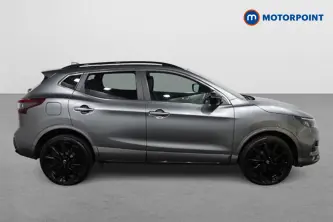Nissan Qashqai N-Tec Automatic Petrol SUV - Stock Number (1639970) - Drivers side